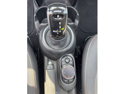 MINI Cooper 1.5 AUTO 136 5 PORTES