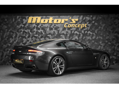 Aston Martin V12 Vantage Coupé / Boîte manuelle