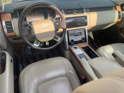 Land-Rover Range Rover 4.4 SDV8 VOGUE/PANORAMA/AHK/STHZ/21'/360°/VOLL