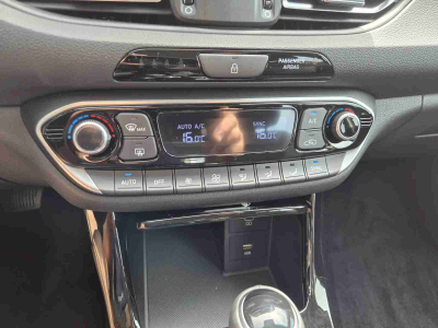Hyundai i30 1.0 T-GDI 101 SW