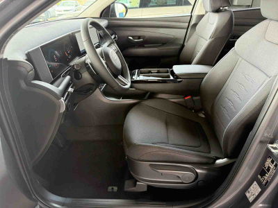 Hyundai Tucson 1.6 T-GDI HEV 215 AT NX-GO