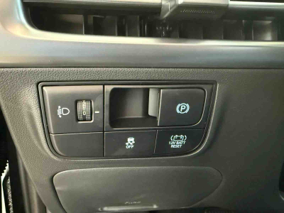 Hyundai Tucson 1.6 T-GDI HEV 215 AT NX-GO