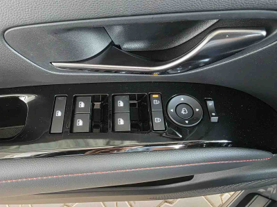 Hyundai Tucson 1.6 T-GDI HEV 215 AT N-Line