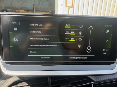 Peugeot 208 PEUGEOT 208 GT LINE PANORAMA LED LEDER NAVI ACC
