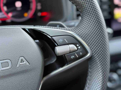 Skoda Karoq 2.0 TSI 150 DSG SPORTLINE