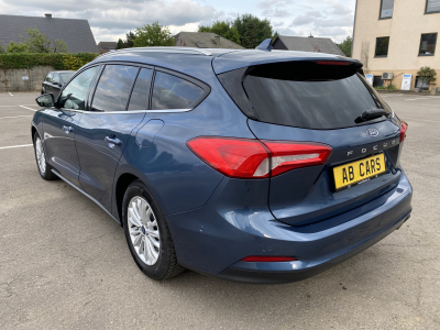 Ford Focus 1,5d EcoBlue 120cv Titanium Pack Head Up & B&O AHK