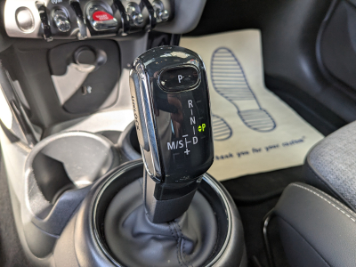 MINI Cooper 1.5 BOITE AUTO GPS CAMERA CARPLAY BLUETOOTH APS ARR
