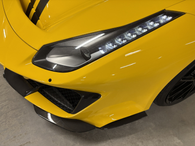 Ferrari 488 Pista FULL CARBON SPEC/ LIFT/ FULL FERRARI SERVICE