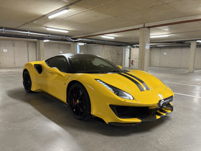 Ferrari 488 Pista FULL CARBON SPEC/ LIFT/ FULL FERRARI SERVICE