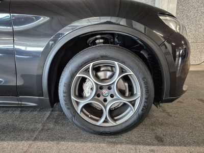 Alfa Romeo Stelvio Stelvio 2.0 Turbo Super Q4 Navi