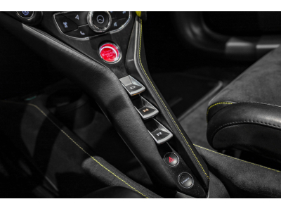 McLaren 720S PERFORMANCE - PACK CARBONE - MSO PAINT