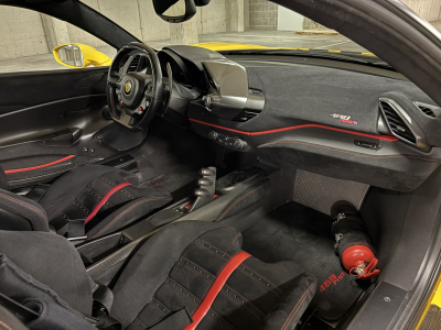 Ferrari 488 Pista FULL CARBON SPEC/ LIFT/ FULL FERRARI SERVICE