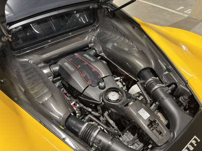 Ferrari 488 Pista FULL CARBON SPEC/ LIFT/ FULL FERRARI SERVICE