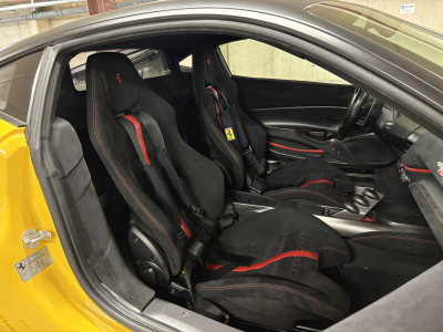 Ferrari 488 Pista FULL CARBON SPEC/ LIFT/ FULL FERRARI SERVICE