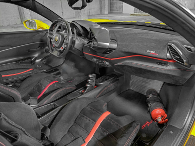 Ferrari 488 Pista FULL CARBON SPEC/ LIFT/ FULL FERRARI SERVICE