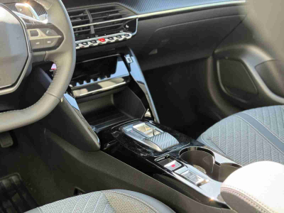 Peugeot 208 1.2 PureTech 110e-DCS6 Allure