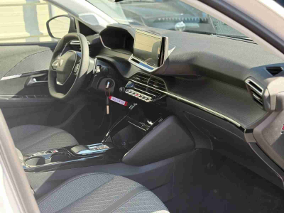 Peugeot 208 1.2 PureTech 110e-DCS6 Allure