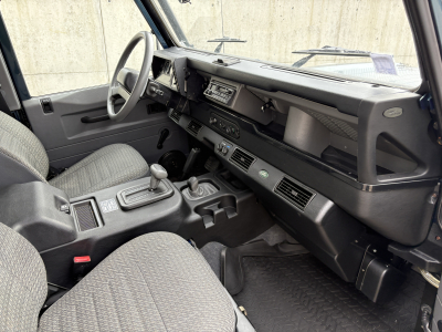 Land-Rover Defender 90 DEFENDER V8 50 YEARS EDITION/17_25