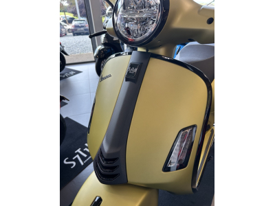 Vespa GTS Super Sport 300