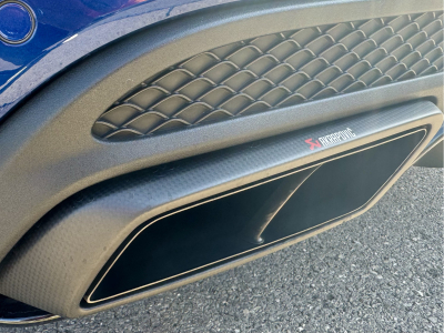 Mercedes-Benz C 63 AMG S AMG V8 BITURBO KERAMIK AKRAPOVIC F1 SPORTSITZE HEAD UP BURMESTER  CUIR