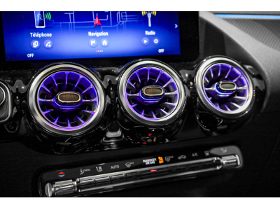 Mercedes-Benz GLA 250 e AMG LINE