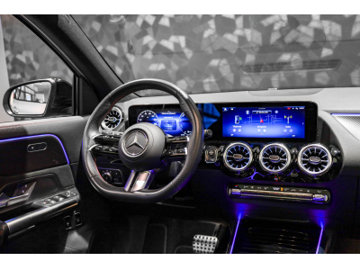 Mercedes-Benz GLA 250 e AMG LINE