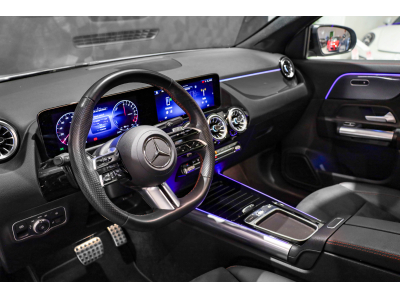 Mercedes-Benz GLA 250 e AMG LINE