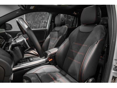 Mercedes-Benz GLA 250 e AMG LINE