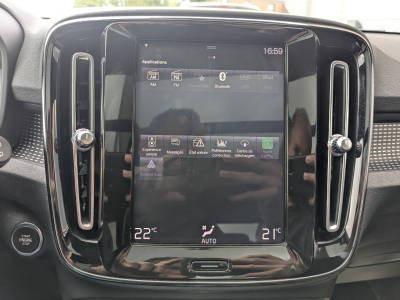 Volvo XC40 T3 R-DESIGN GPS CARPLAY TOIT OUV PANO CAMERA