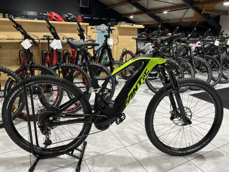 Fantic XTF 1.5 Carbon XL  720 Wh, 29''-29'', freins 2 pistons, 90 Nm