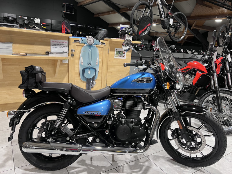 Royal Enfield Meteor 350 Super Nova