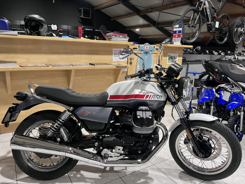 Moto Guzzi V 7 SPECIAL
