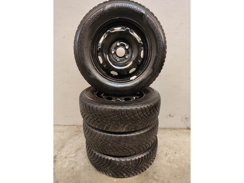 Jantes acier + Pneus hiver 14