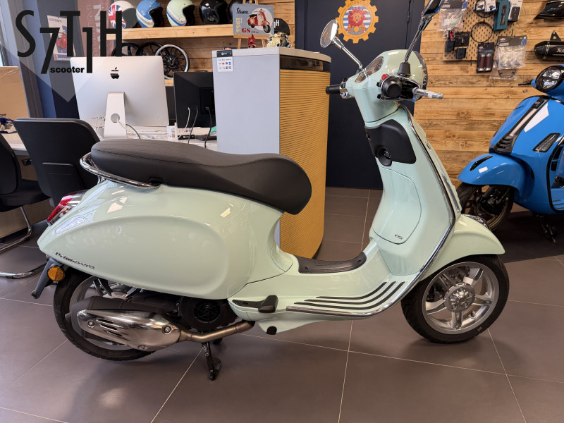 Vespa Primavera 125 