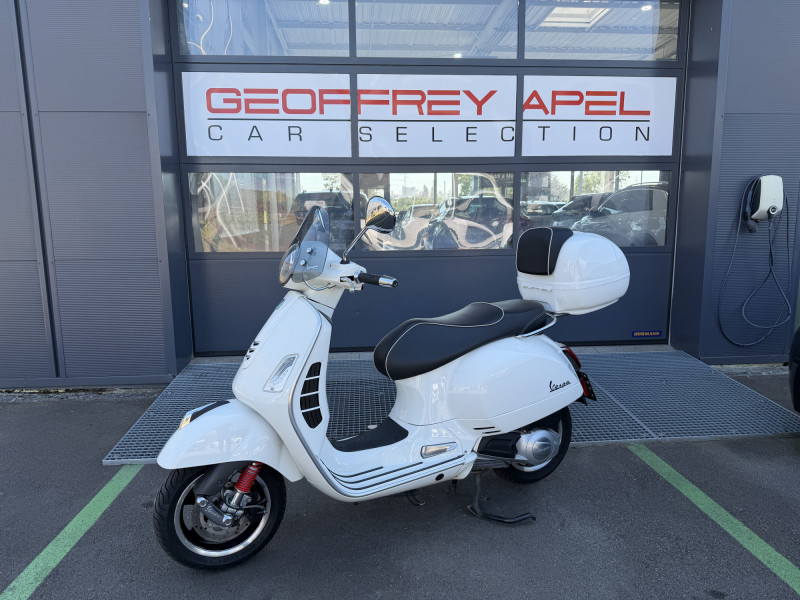 Vespa GTS 125 ie
