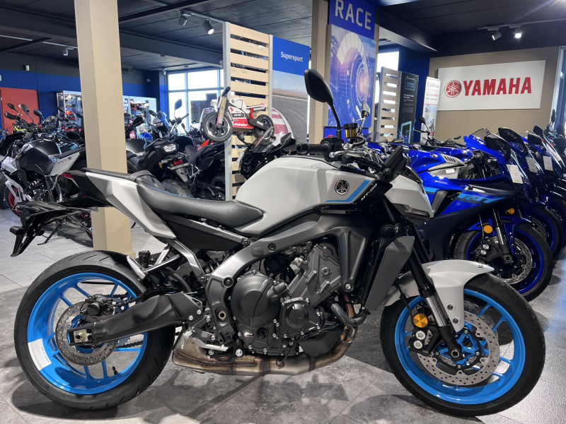 Yamaha MT-09 