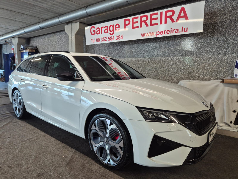 Skoda Octavia COMBI 2.0 TSI 265 RS DSG CANTON PANO CUIR NAVI