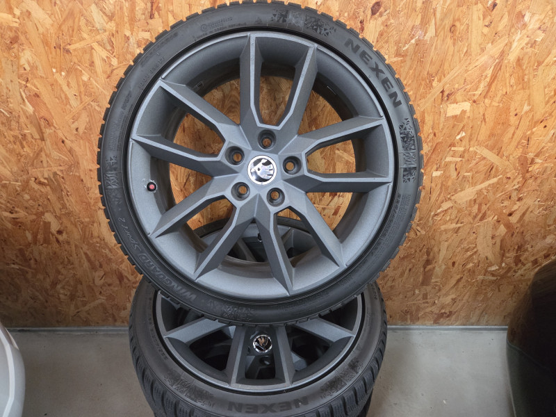 Jantes alu + Pneus hiver 18