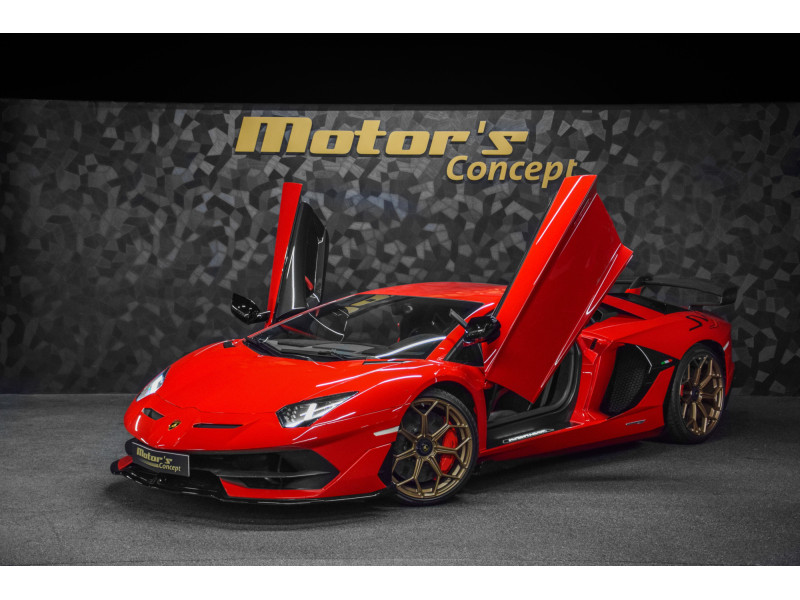 Lamborghini Aventador SVJ Coupé / 1 OF 900 / ROSSO MARS