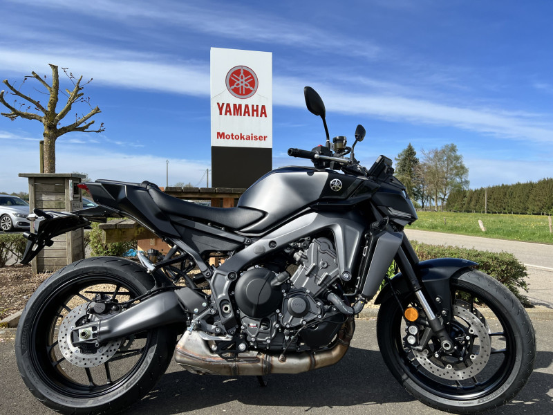 Yamaha MT-09 
