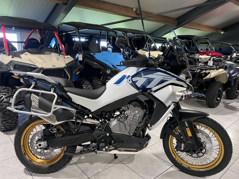 CF Moto 800 MT EXPLORER