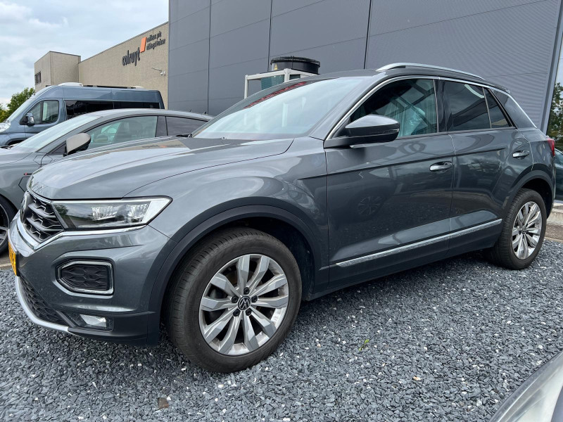 Volkswagen T-Roc 1.5 TSI 150 DSG STYLE,VIRTUAL, KAMERA,NAVI, CARPLAY, LED, CUIR,1 HAND