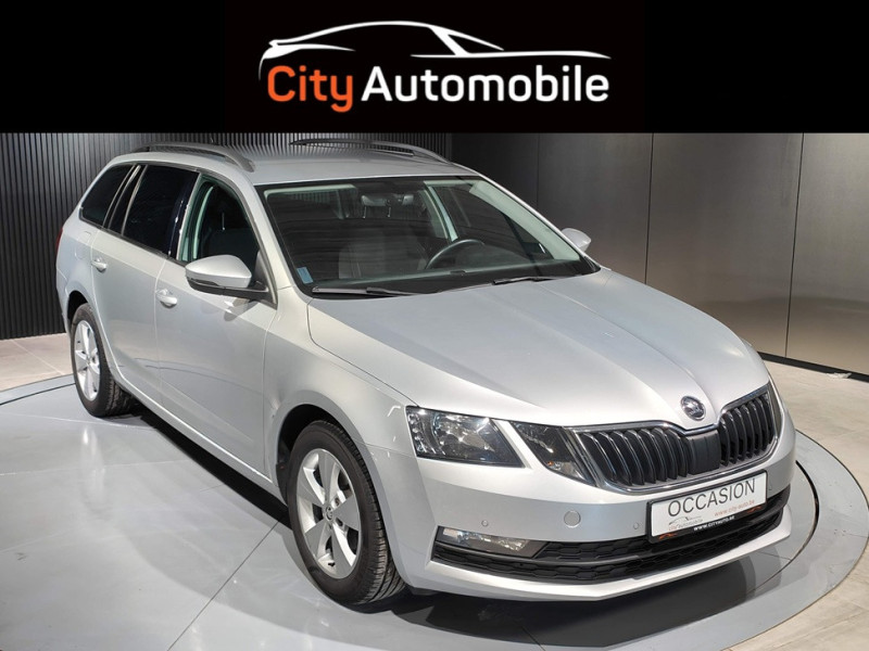 Skoda Octavia 1.6 TDI DSG CARPLAY APS AV/AR SIEGES CHAUFFANTS CRUISE