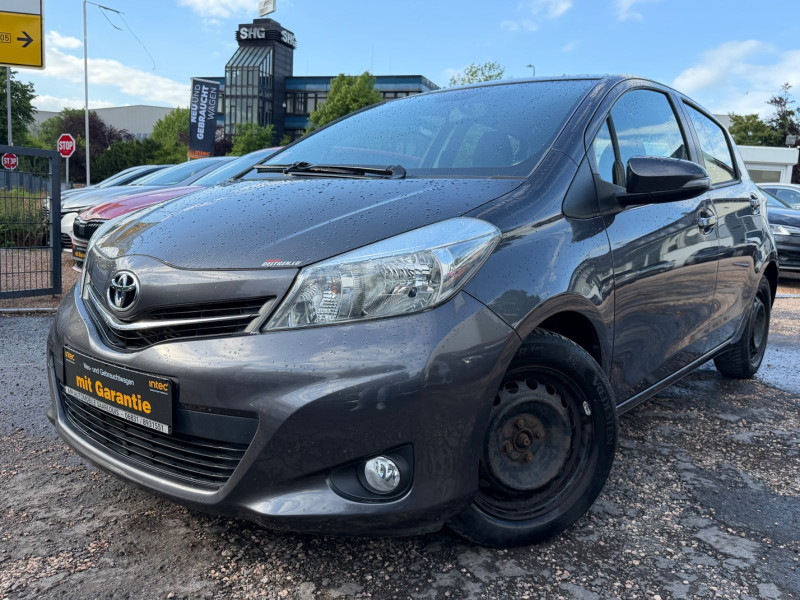 Toyota Yaris GR Yaris/ KAMERA / SCHECKHEFT