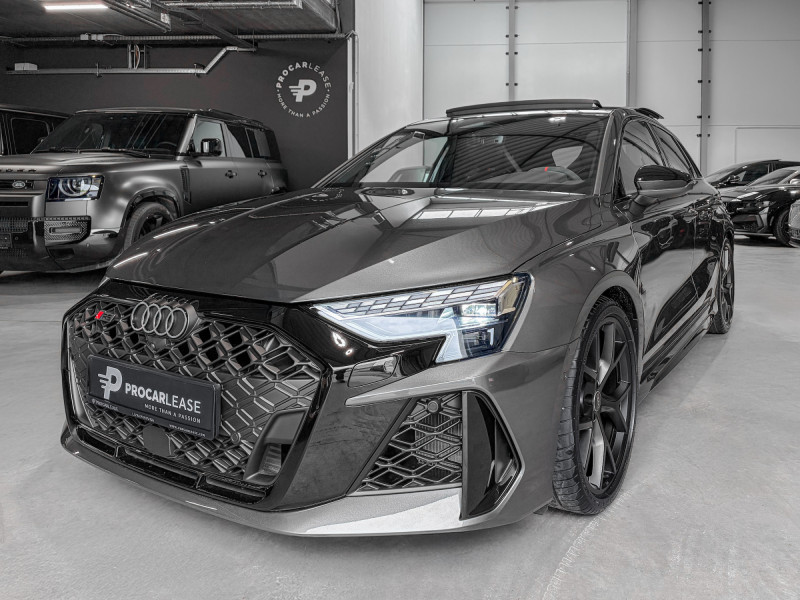 Audi RS3 2.5 TFSI SPORTBACK QUATTRO/ GARANTIE 5/Pano/19/360°/SONOS/SCHALE S
