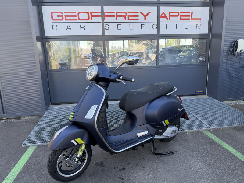 Vespa GTS Super Tech 125
