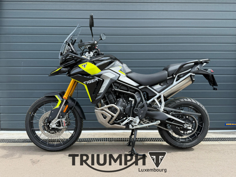Triumph Tiger 900