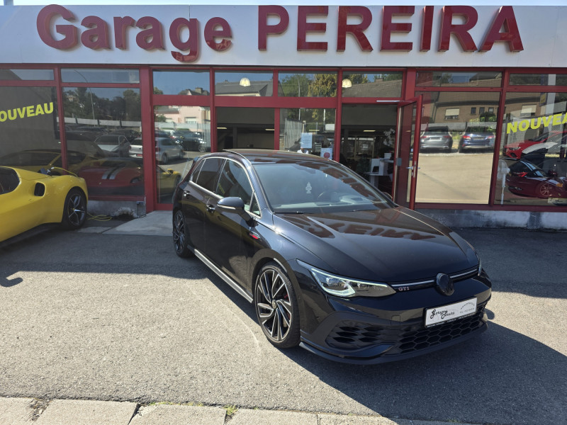 Volkswagen Golf GTI 2.0 TSI 300 CLUBSPORT BLACK STYLE HEAD UP HARMAN KARDON PANO CUIR NAVI