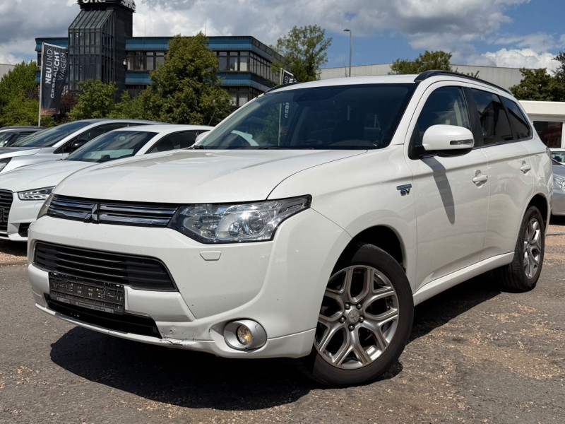 Mitsubishi Outlander PHEV Instyle 4WD