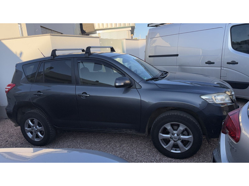 Toyota Rav 4 RAV4 Life 4x4  116 KW/Tüv/